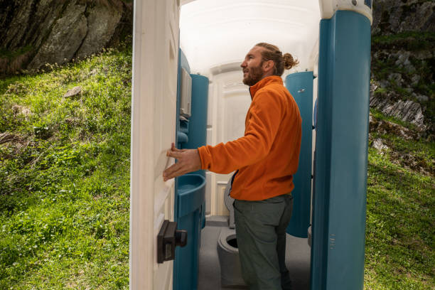 Portable Toilet Options We Offer in New Madison, OH